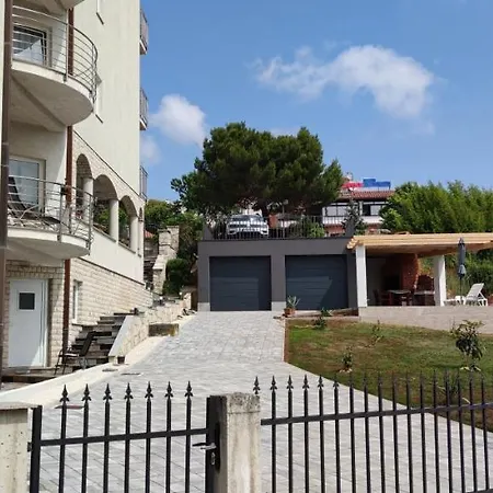 Apartament E&f, Veruda Porat, Free Parking Pula