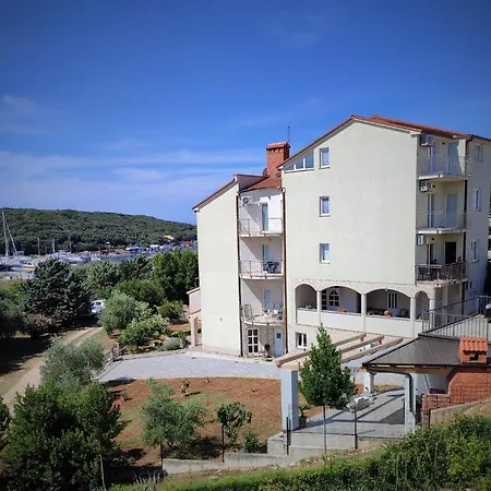E&f, Veruda Porat, Free Parking Apartament Pula